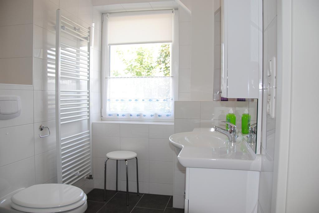 Ferienwohnung Direkt In Sassnitz Szoba fotó
