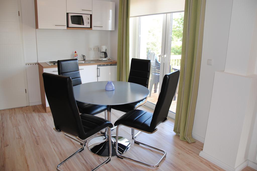 Ferienwohnung Direkt In Sassnitz Szoba fotó